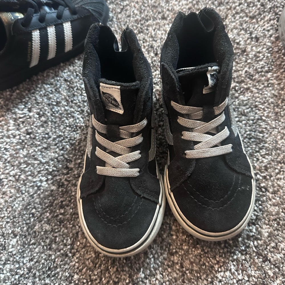 Vans Kids High-Top Sneakers - Black and White